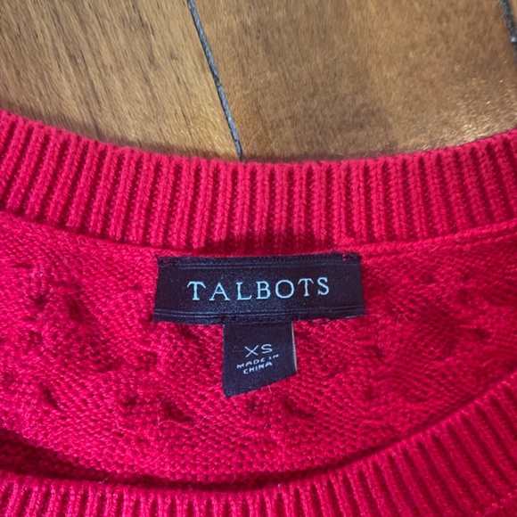 Talbots cotton and cashmere blend embossed argyle sweater. Worn maybe 2x - Picture 2 of 4